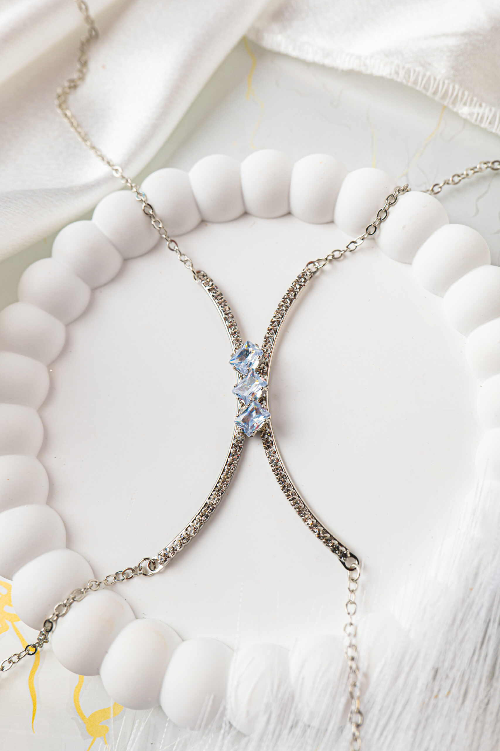 Iconic Body Chain Silver - Image 3