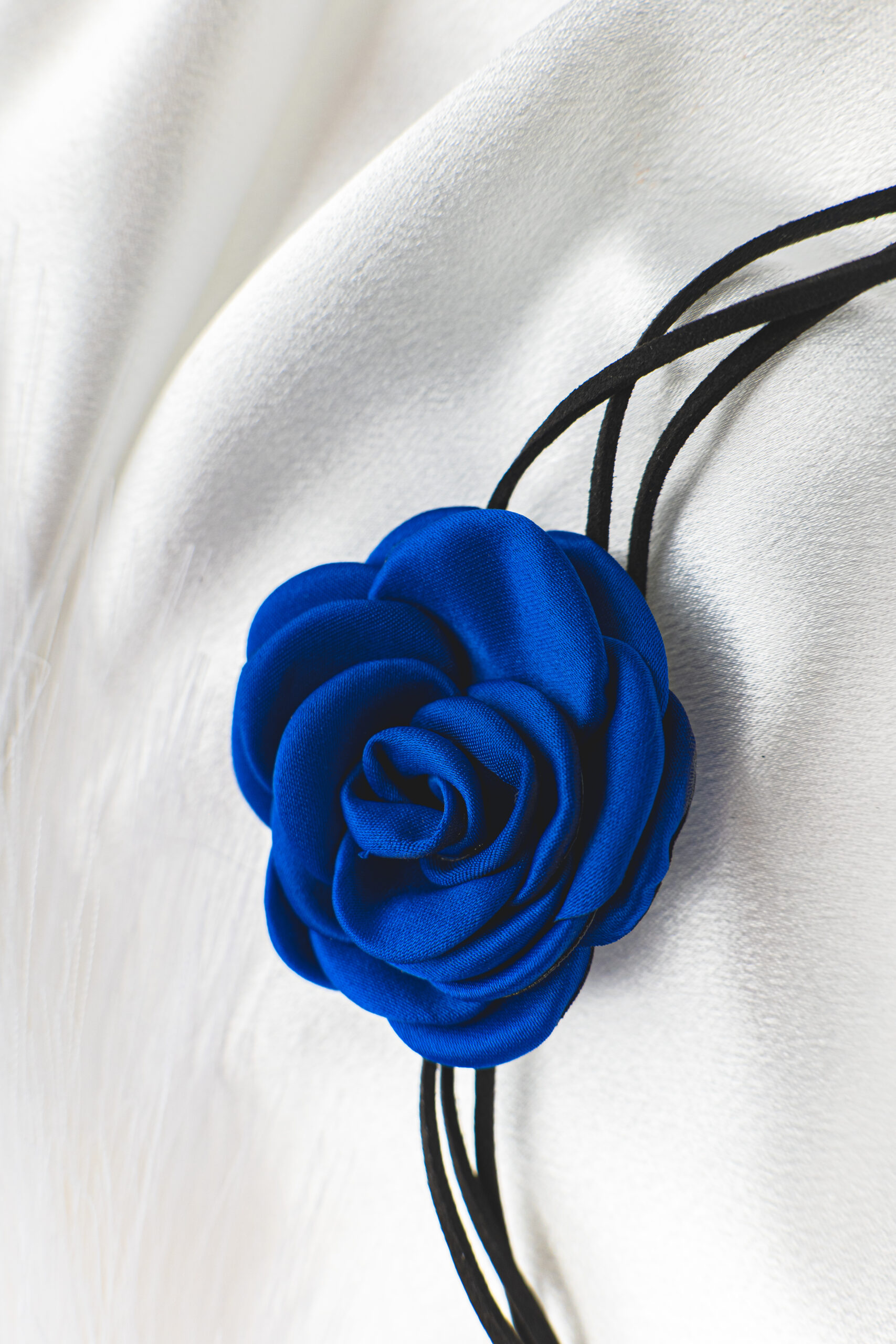Blue Rose Choker - Image 2