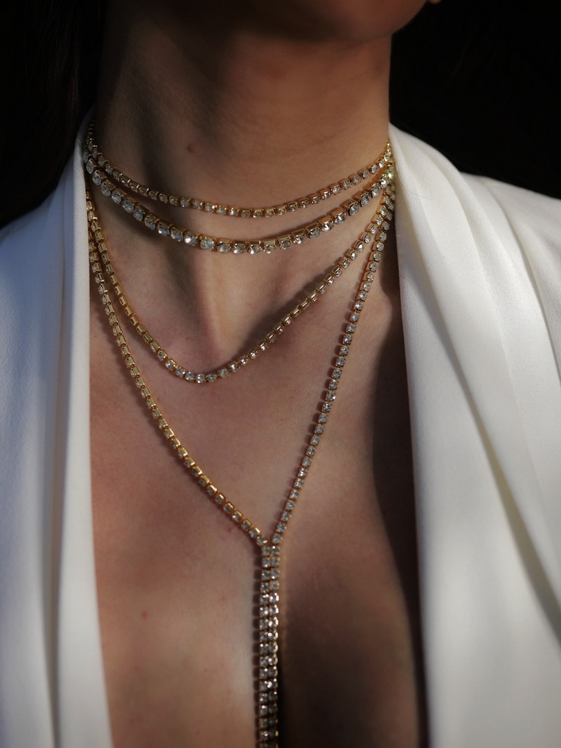 Naomi Choker - Image 2